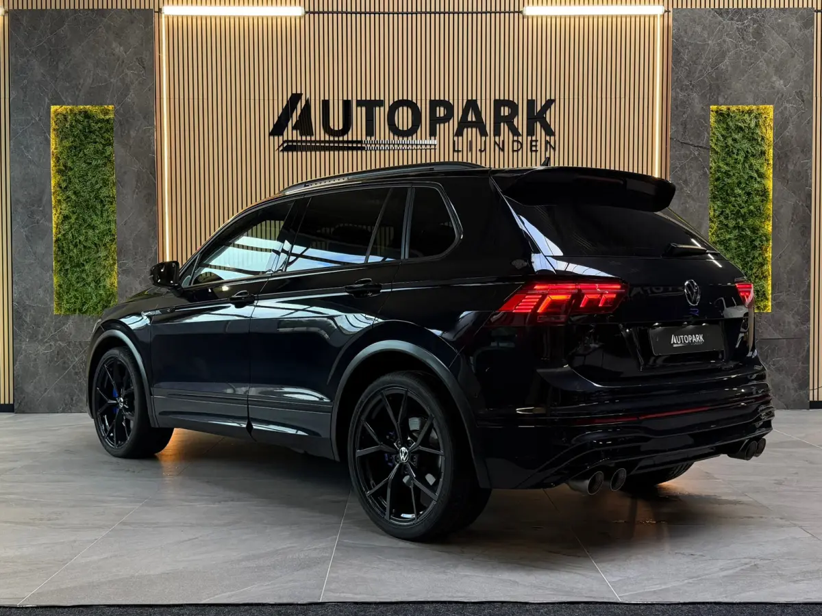 2.0 TSI R 4Motion PANO|AKRA|MEMORY|KEYLESS|TREKHAAK|IQ LIGHTS|VIRTUAL|CARPLAY|SFEERVERLICHTING|320PK|BOMVOL!