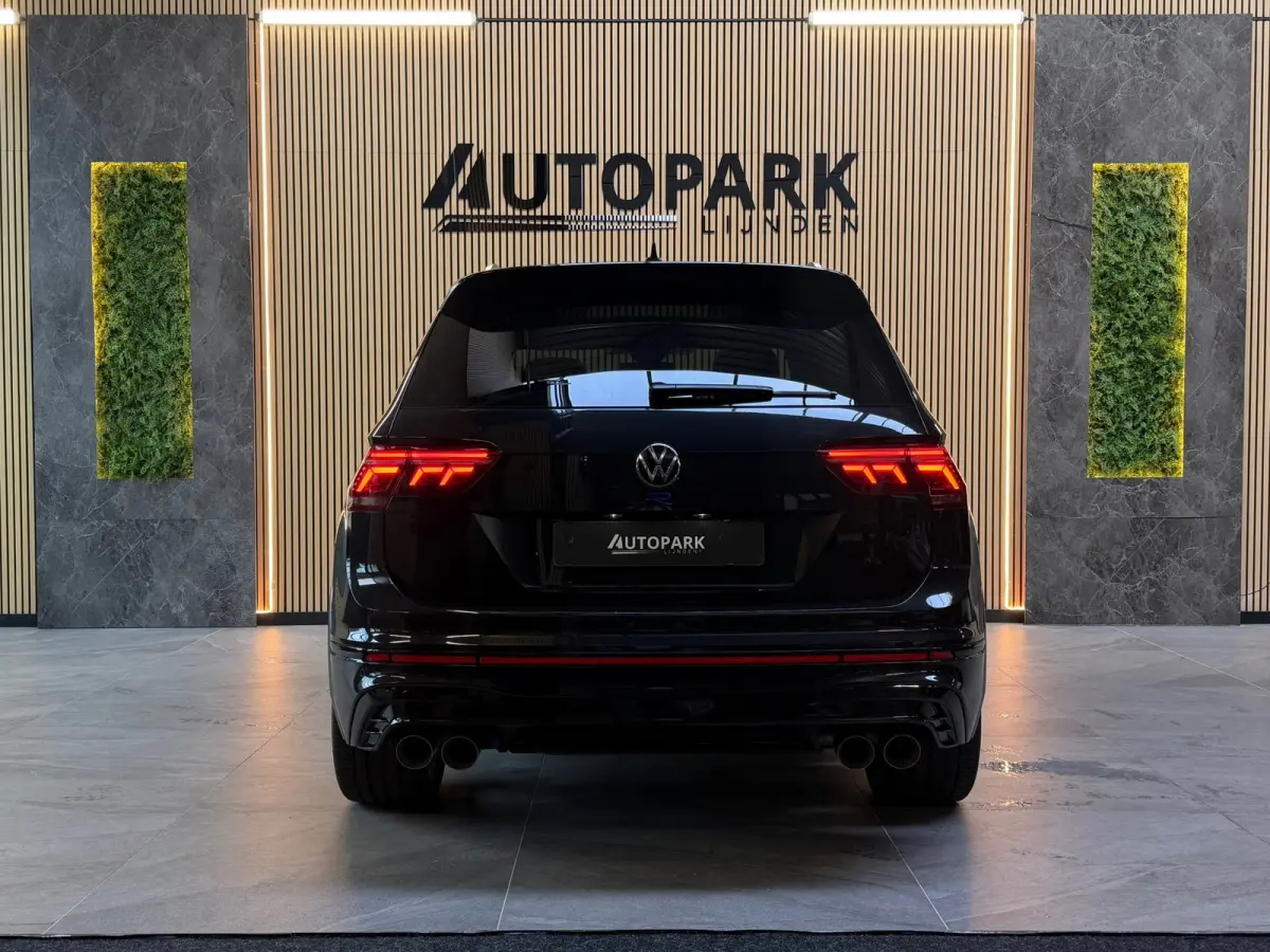 2.0 TSI R 4Motion PANO|AKRA|MEMORY|KEYLESS|TREKHAAK|IQ LIGHTS|VIRTUAL|CARPLAY|SFEERVERLICHTING|320PK|BOMVOL!