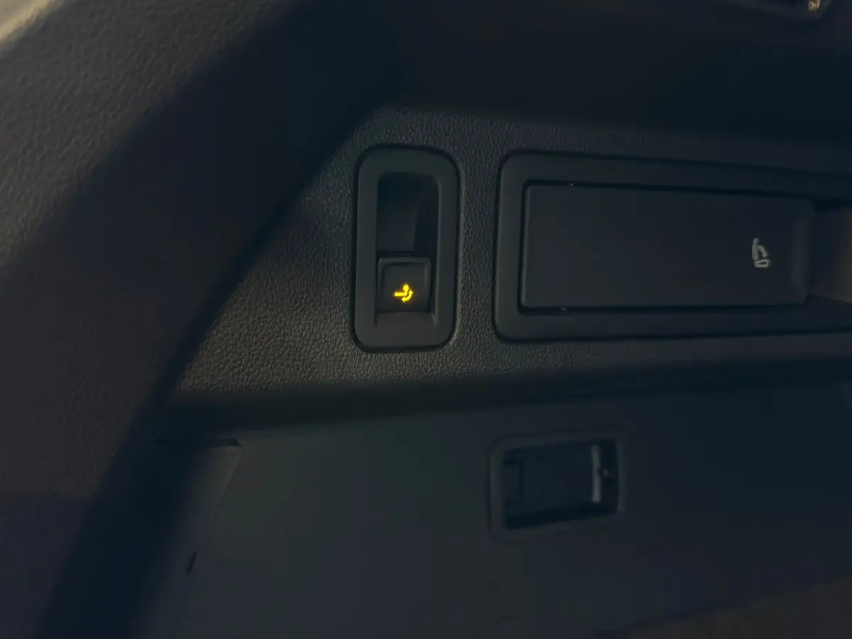 2.0 TSI R 4Motion PANO|AKRA|MEMORY|KEYLESS|TREKHAAK|IQ LIGHTS|VIRTUAL|CARPLAY|SFEERVERLICHTING|320PK|BOMVOL!