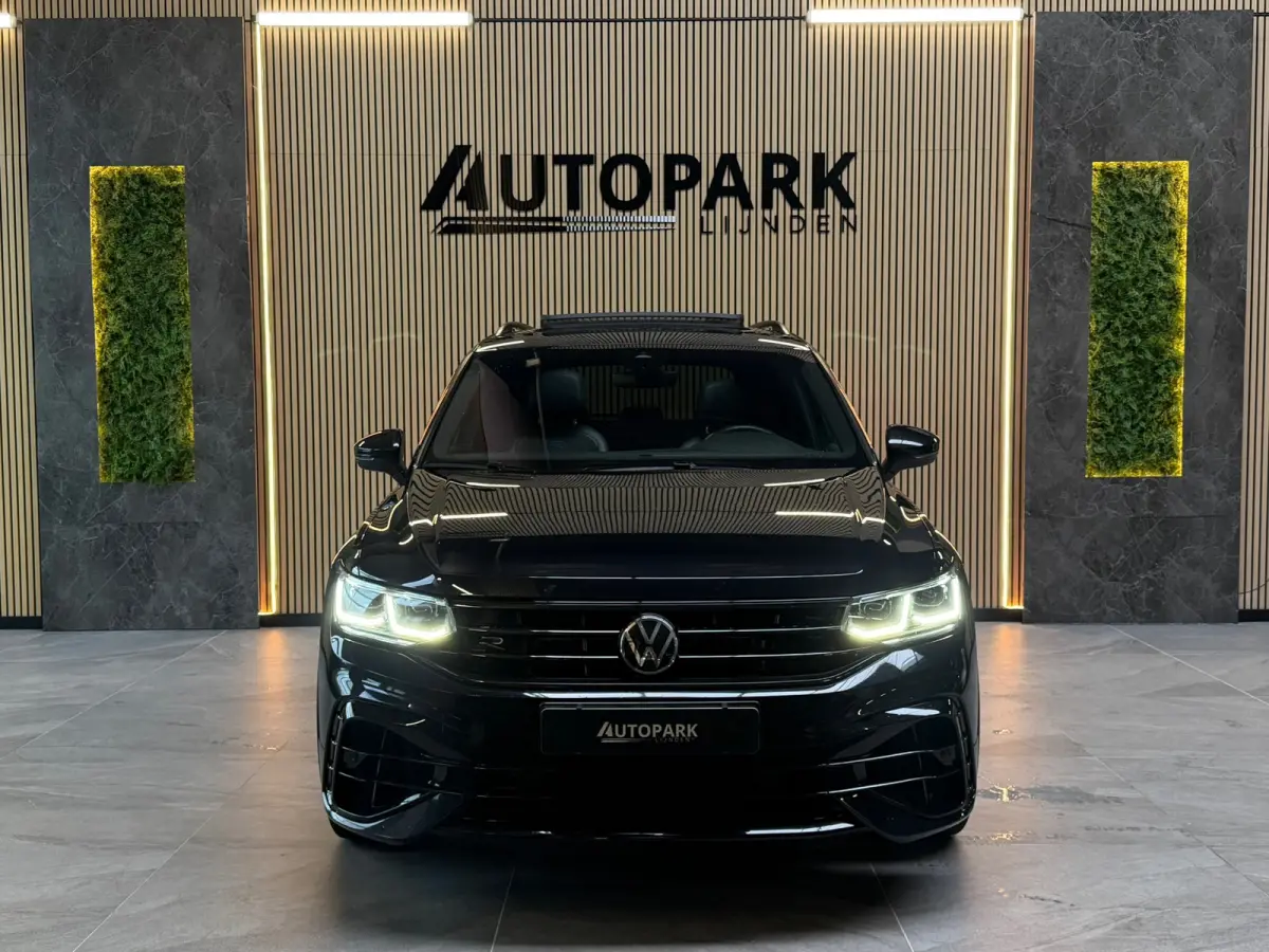 2.0 TSI R 4Motion PANO|AKRA|MEMORY|KEYLESS|TREKHAAK|IQ LIGHTS|VIRTUAL|CARPLAY|SFEERVERLICHTING|320PK|BOMVOL!