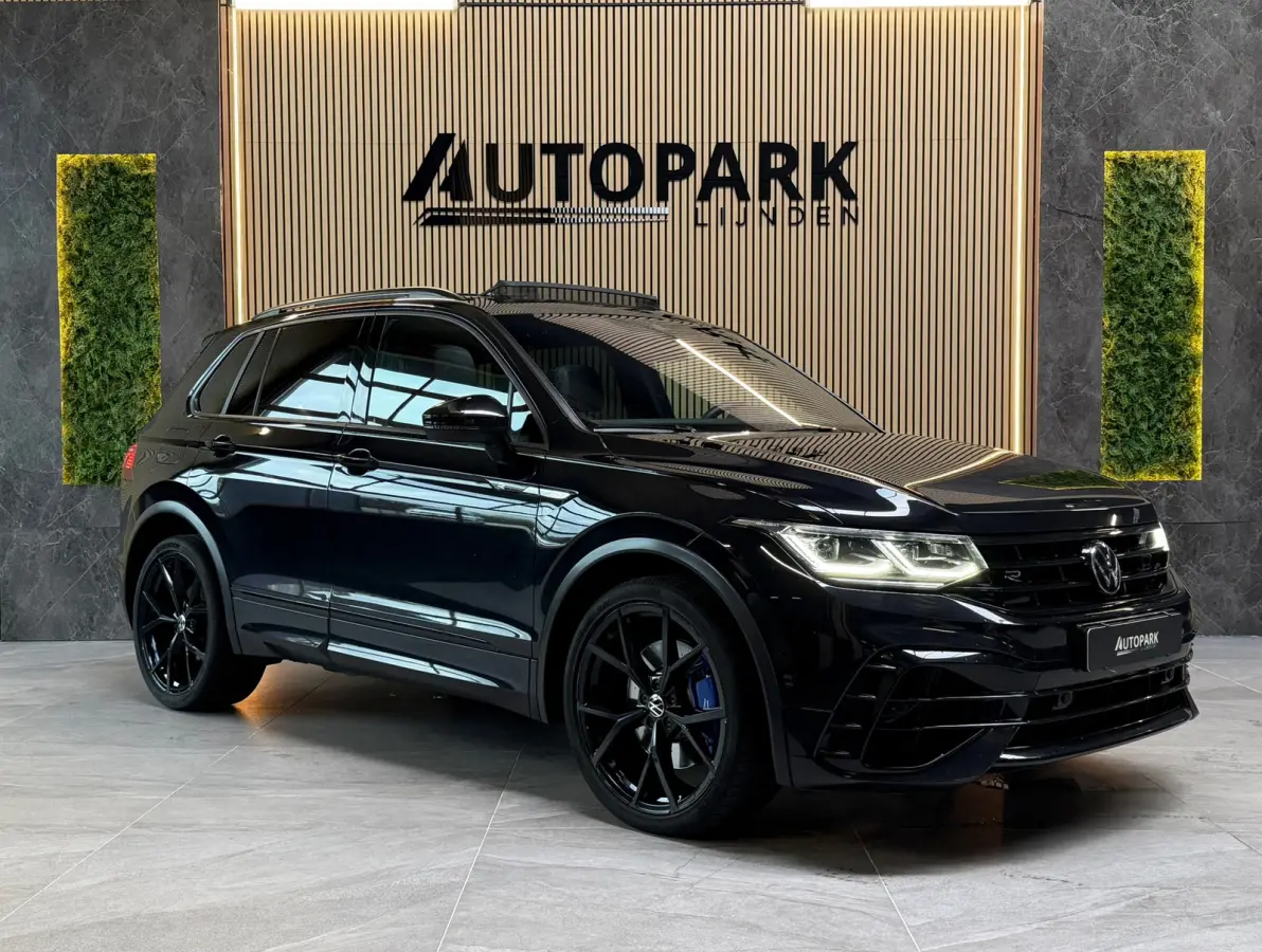 2.0 TSI R 4Motion PANO|AKRA|MEMORY|KEYLESS|TREKHAAK|IQ LIGHTS|VIRTUAL|CARPLAY|SFEERVERLICHTING|320PK|BOMVOL!