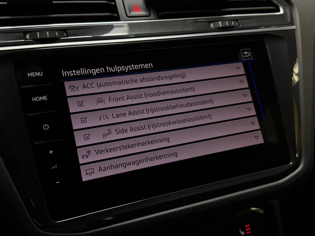 2.0 TSI R 4Motion PANO|AKRA|MEMORY|KEYLESS|TREKHAAK|IQ LIGHTS|VIRTUAL|CARPLAY|SFEERVERLICHTING|320PK|BOMVOL!