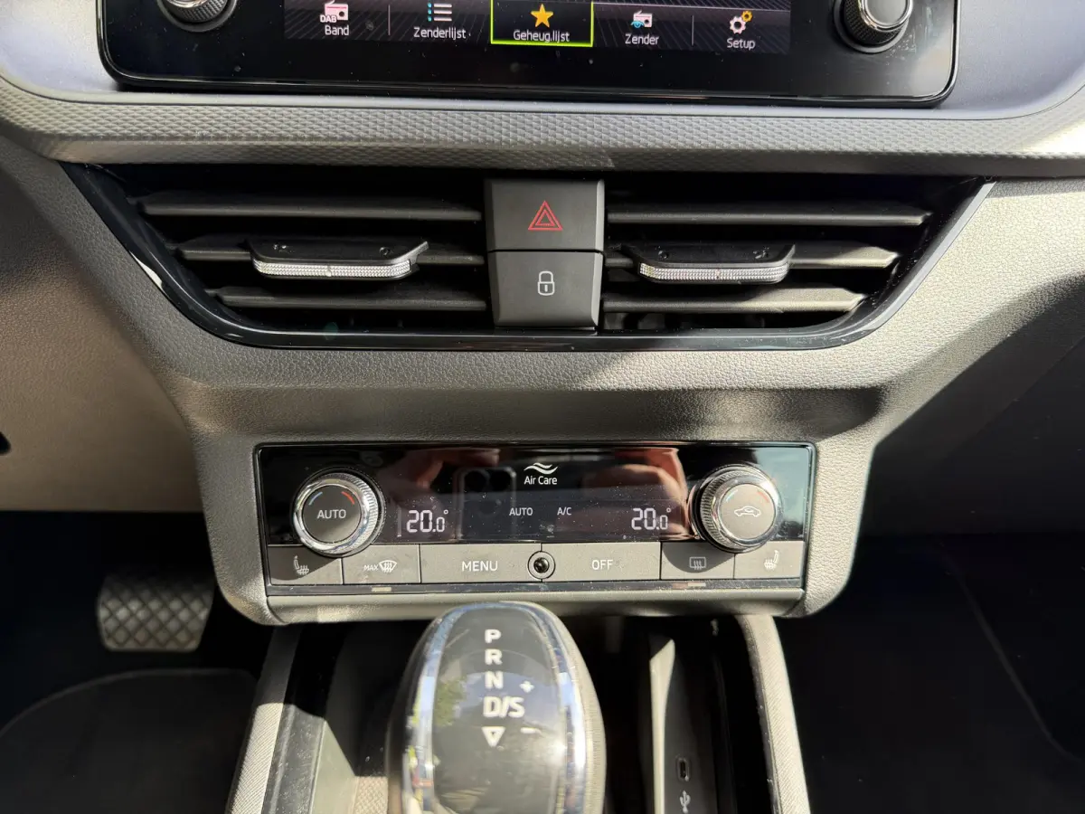 1.0 TSI Sport Business | BlackLine | DSG | 48.000KM | Trekhaak |