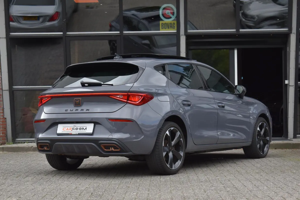 1.4 e-Hybrid VZ Business Pano XLNavi