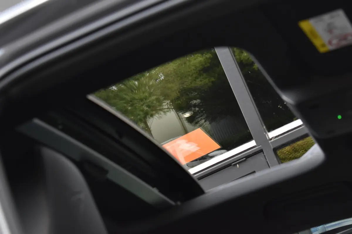 1.4 e-Hybrid VZ Business Pano XLNavi