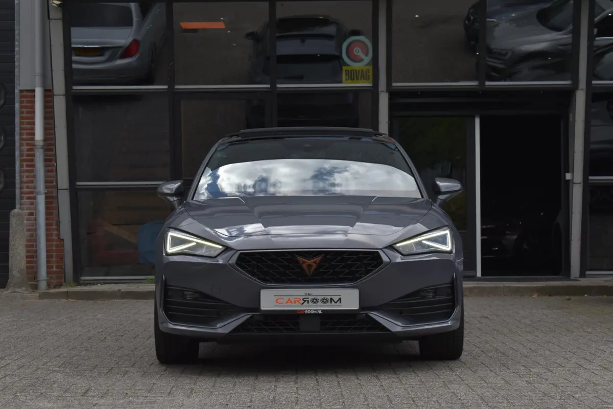 1.4 e-Hybrid VZ Business Pano XLNavi