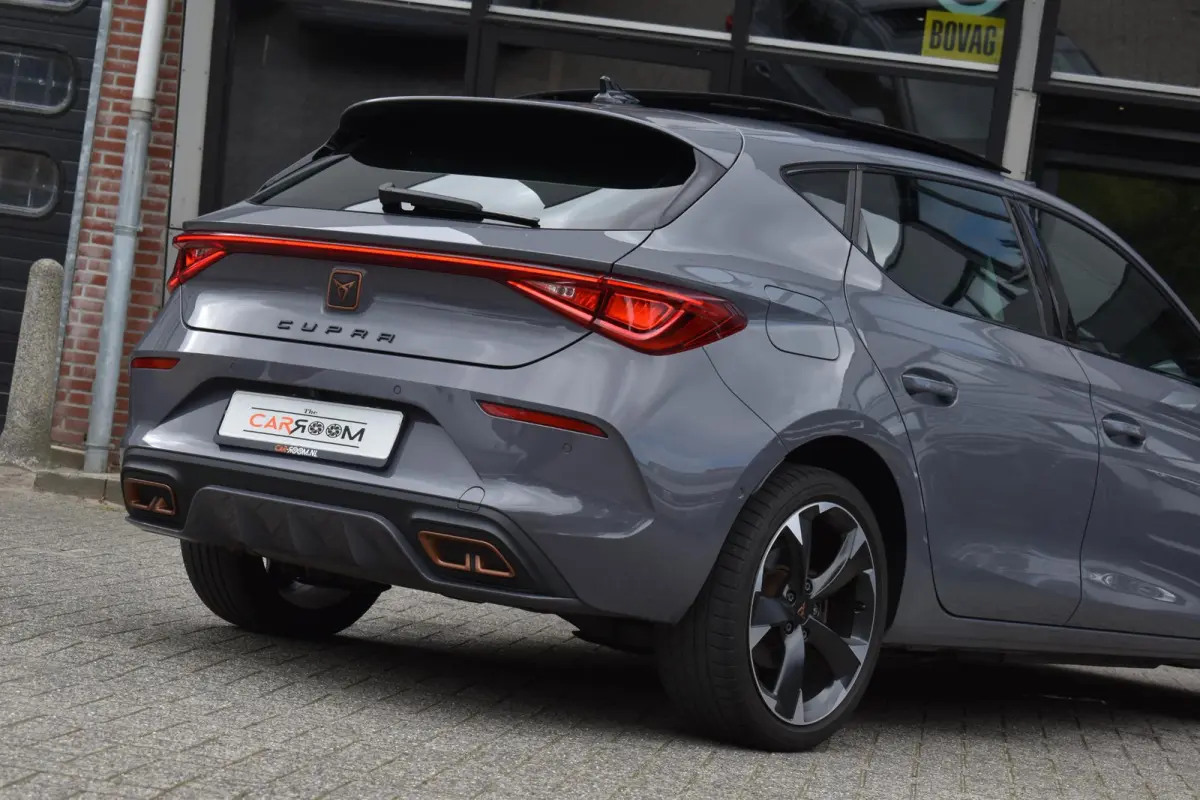 1.4 e-Hybrid VZ Business Pano XLNavi