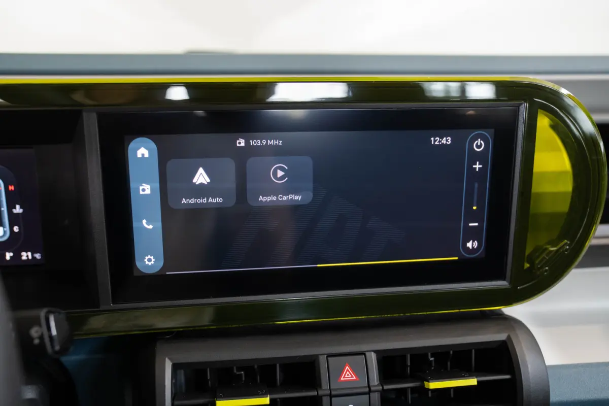 1.2 Hybrid ICON | Tot 8 Jaar Garantie | Apple Carplay & Android Auto | Parkeersensoren | Cruise Controle | Airco | USB |