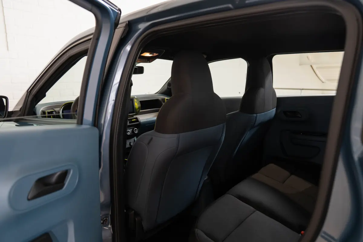 1.2 Hybrid ICON | Tot 8 Jaar Garantie | Apple Carplay & Android Auto | Parkeersensoren | Cruise Controle | Airco | USB |