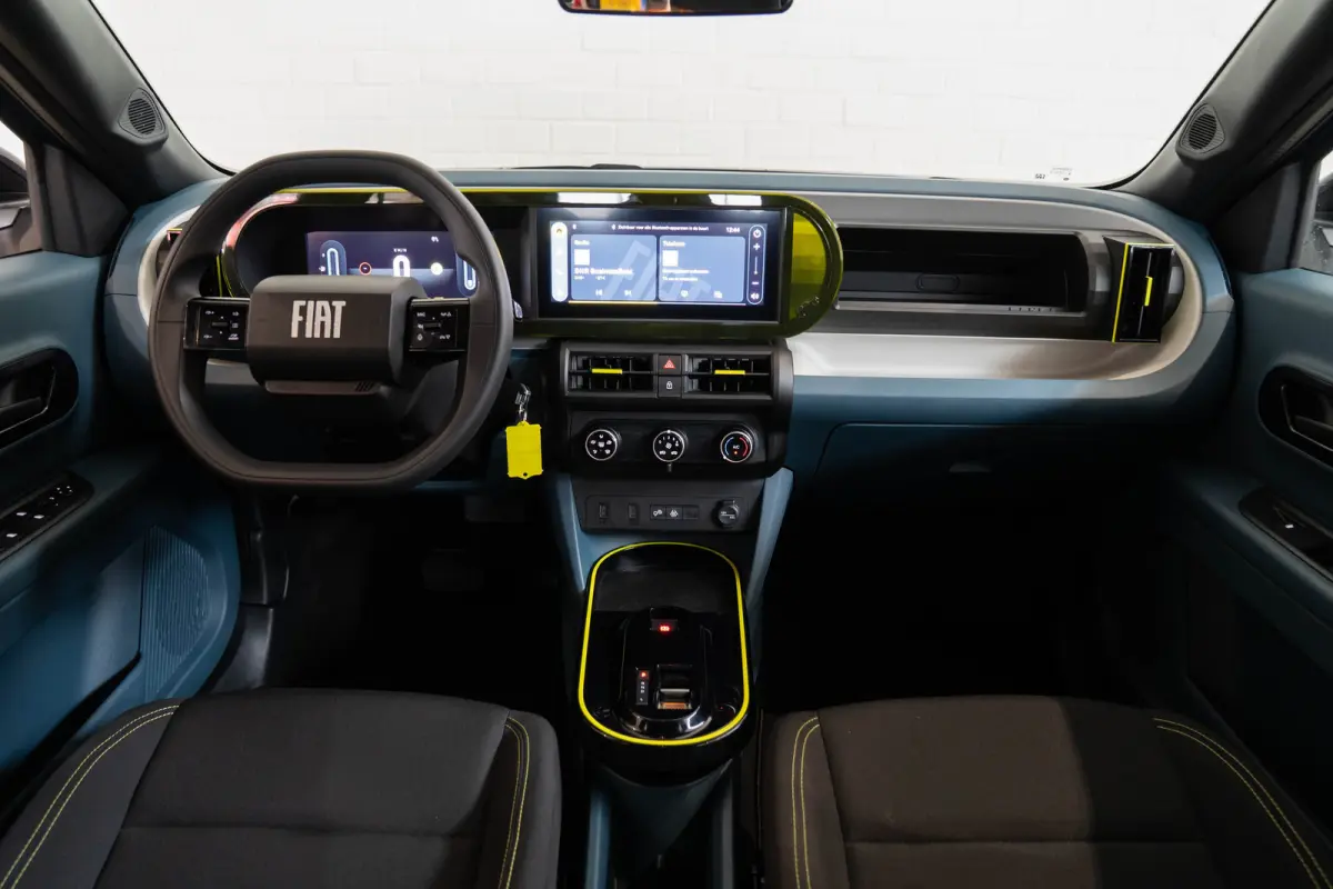 1.2 Hybrid ICON | Tot 8 Jaar Garantie | Apple Carplay & Android Auto | Parkeersensoren | Cruise Controle | Airco | USB |