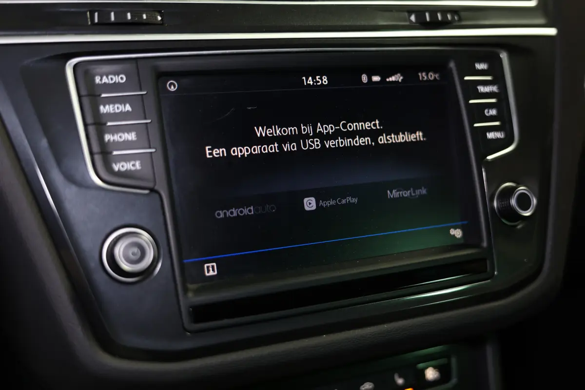 1.4 TSI ACT Highline SPORTLEDER CARPLAY NAVI CLIMA PDC LANE EL.STOEL+VW MEMORY '16