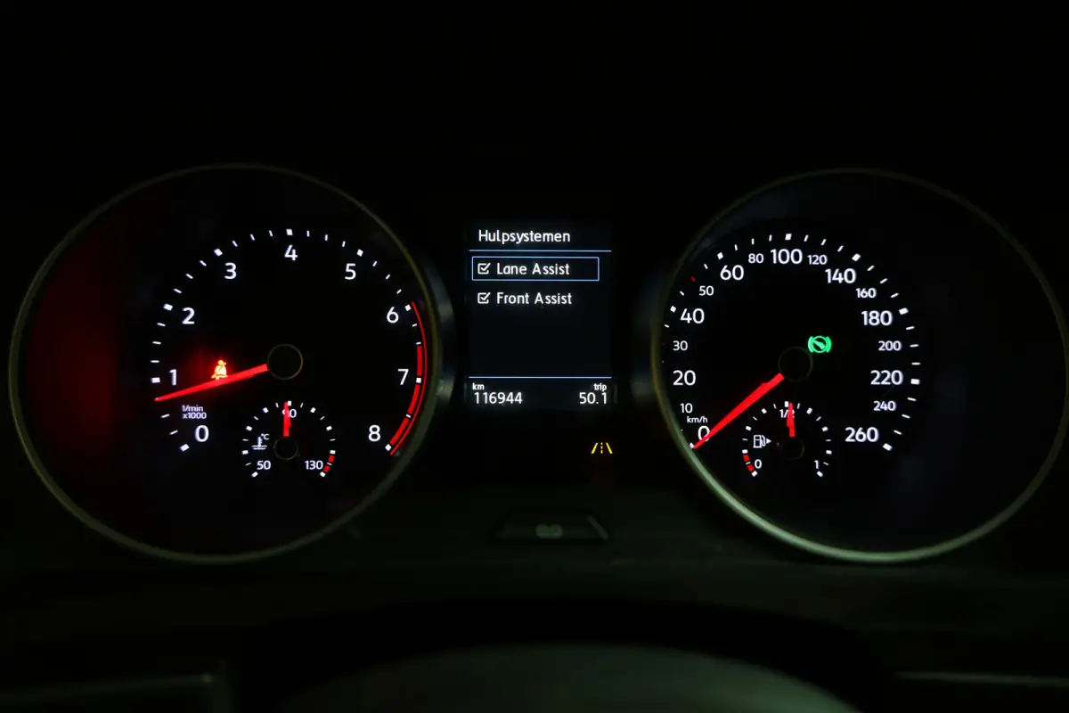 1.4 TSI ACT Highline SPORTLEDER CARPLAY NAVI CLIMA PDC LANE EL.STOEL+VW MEMORY '16