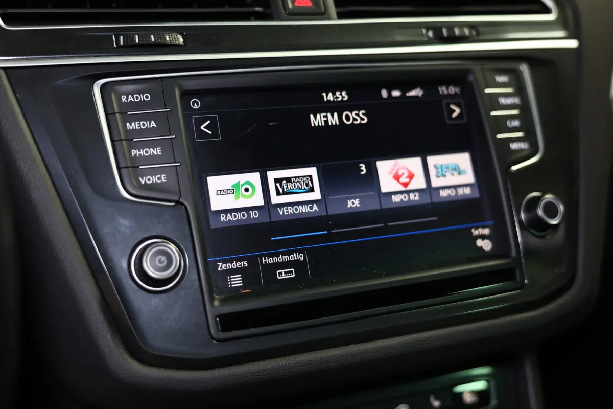 1.4 TSI ACT Highline SPORTLEDER CARPLAY NAVI CLIMA PDC LANE EL.STOEL+VW MEMORY '16