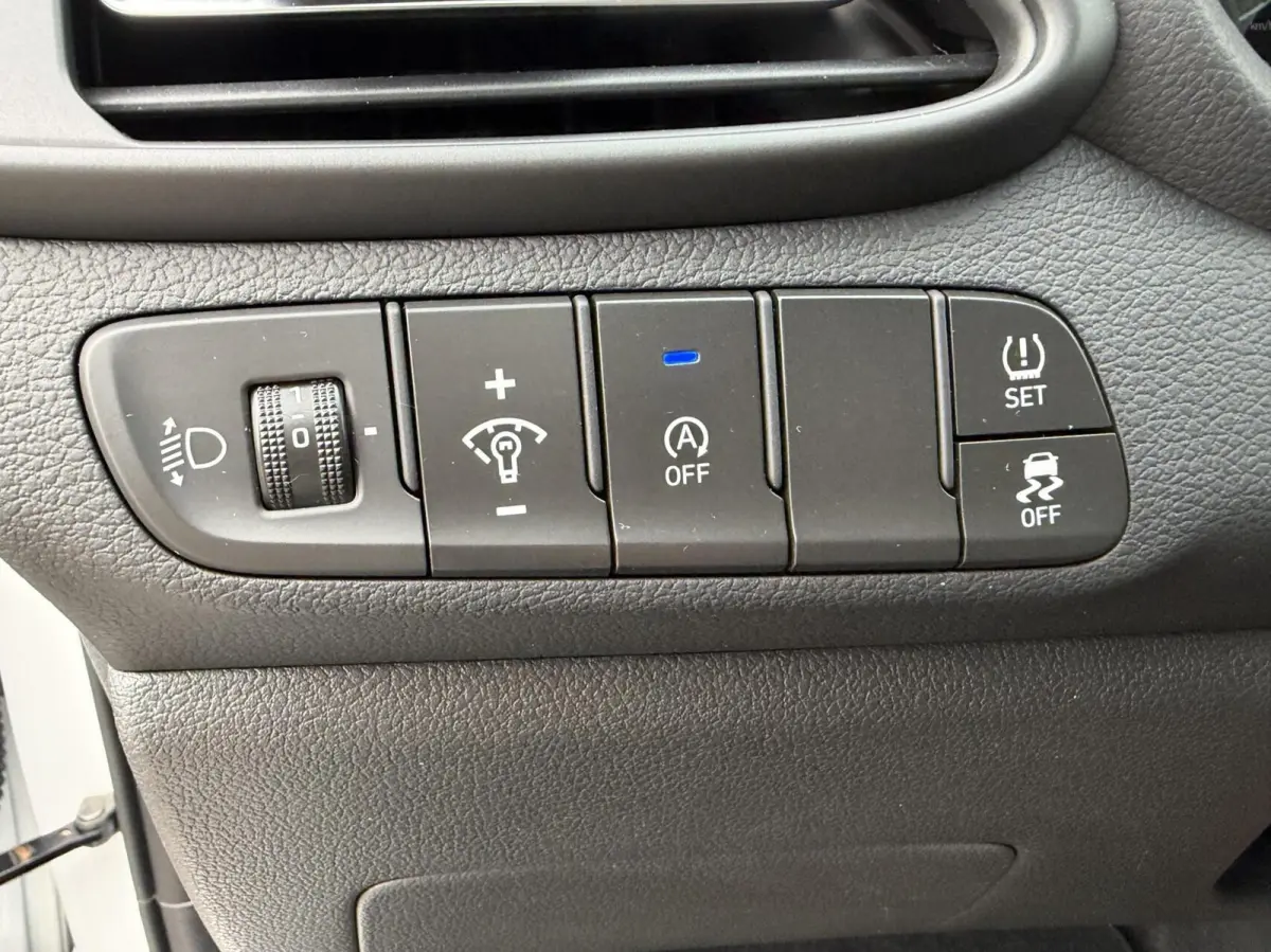 1.0 T-GDi MHEV CAMERA / CARPLAY / CRUISE / PDC