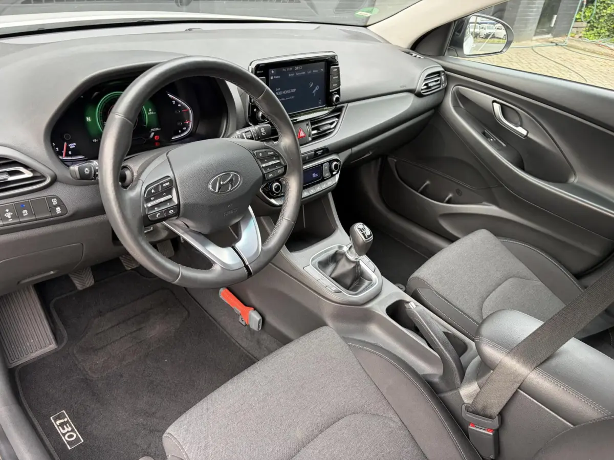 1.0 T-GDi MHEV CAMERA / CARPLAY / CRUISE / PDC