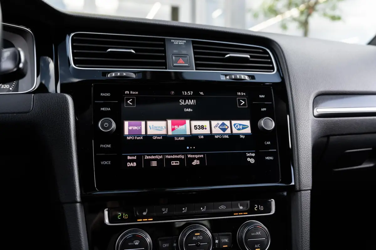 2.0 TSI 4Motion R Pano DSG Keyless