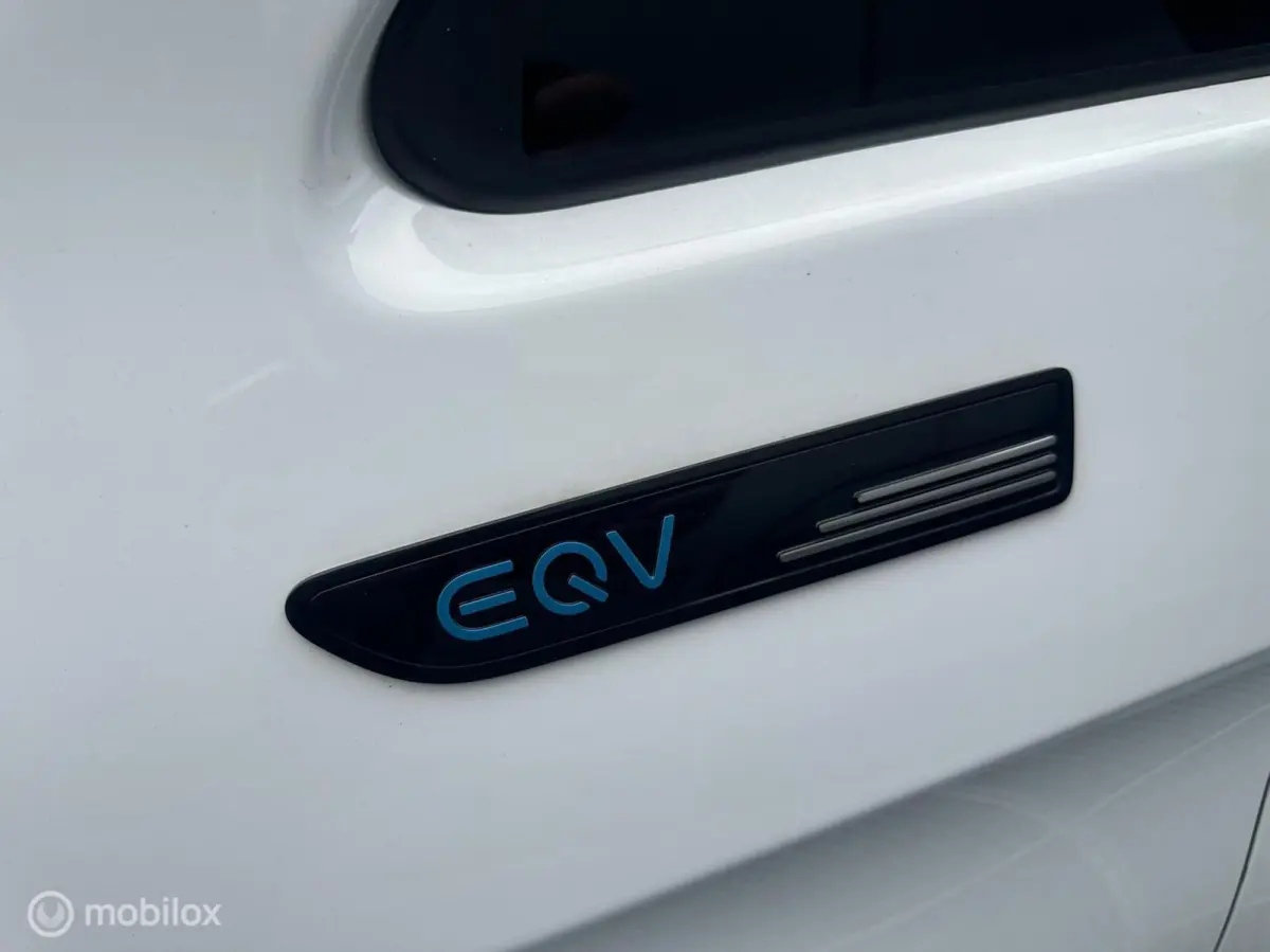 300 L2 90 kWh