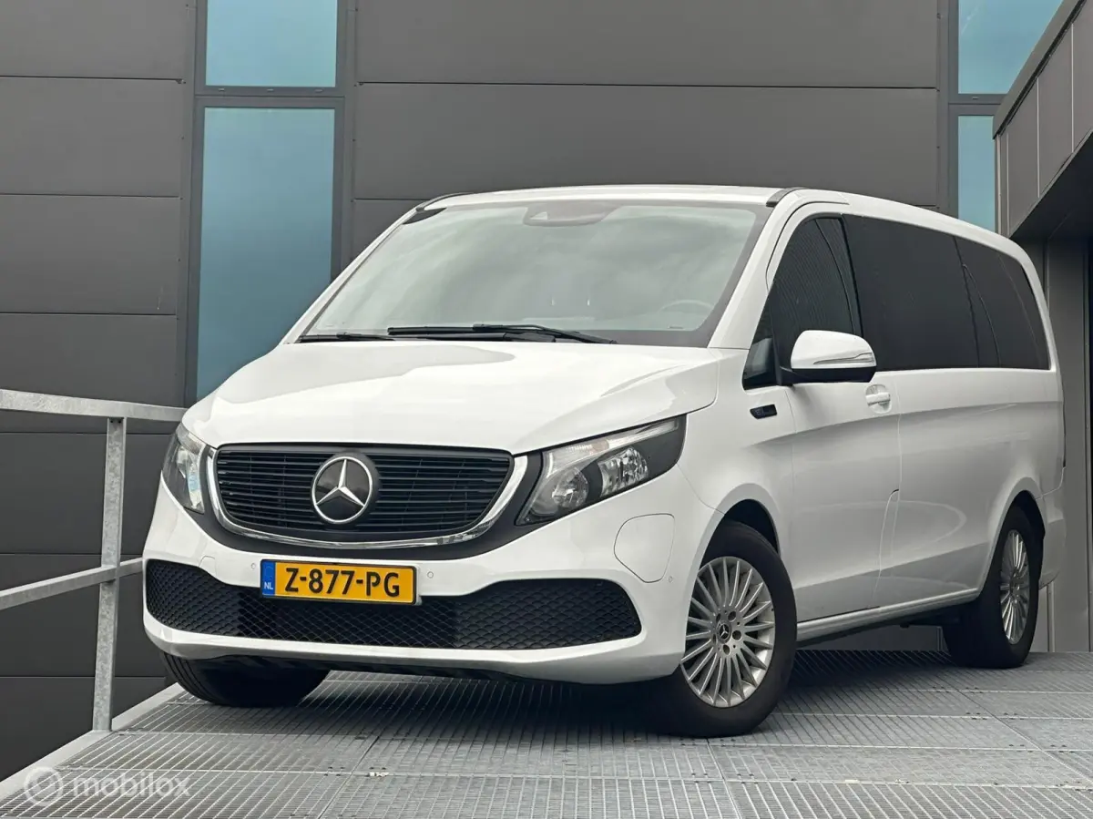 300 L2 90 kWh