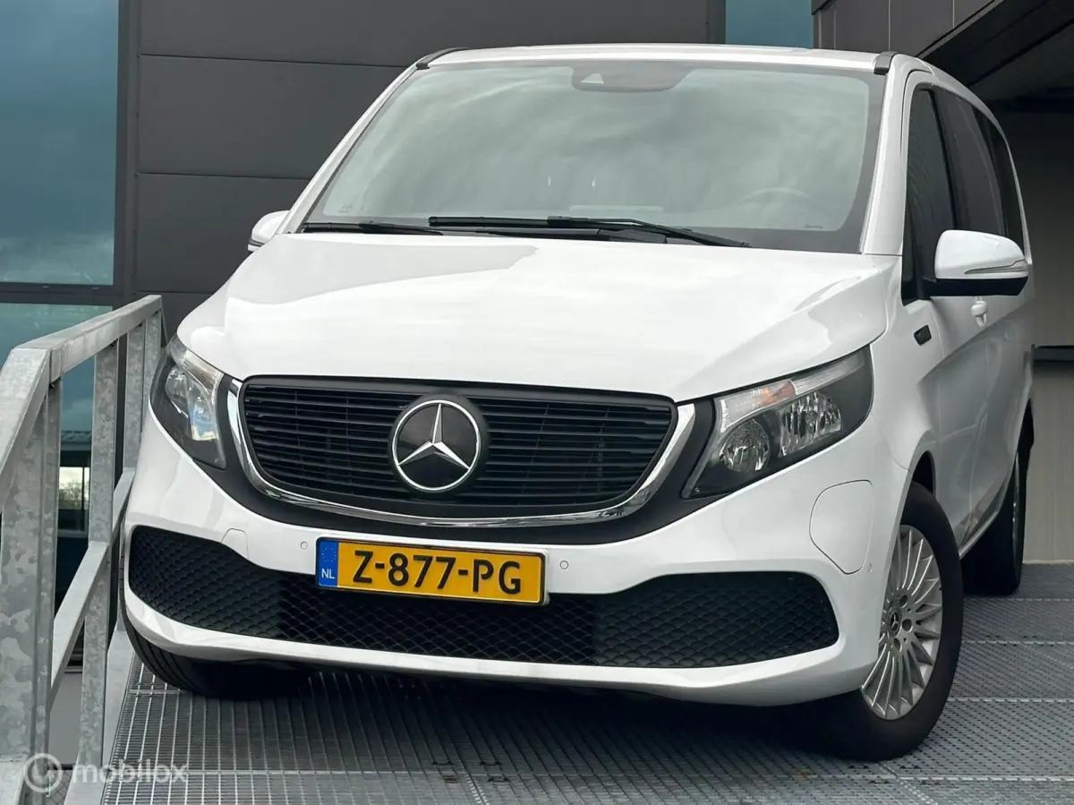 300 L2 90 kWh