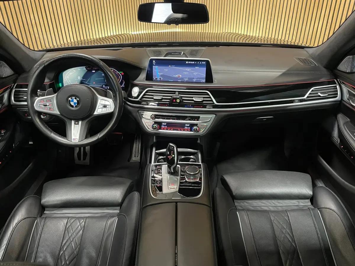 750Ld xDrive High Executive|FULL OPTION|STOELVENTILATIE|PANO|MEMORY|TREKHAAK|B&W AUDIO|360+3D CAMERA|NAP|NL-AUTO|MARGE