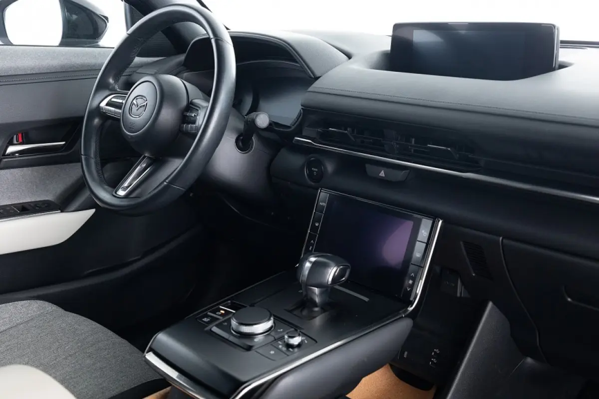 e-SkyActiv 145 36 kWh **soh 94,63%**
