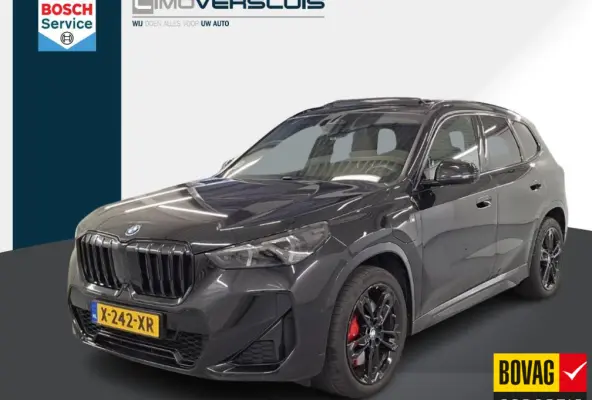 xDrive30e M-Sport | 1e Eigenaar | Schuifdak | Leder | Trekhaak | 12 mnd BOVAG garantie | Whatsapp 06-53188999