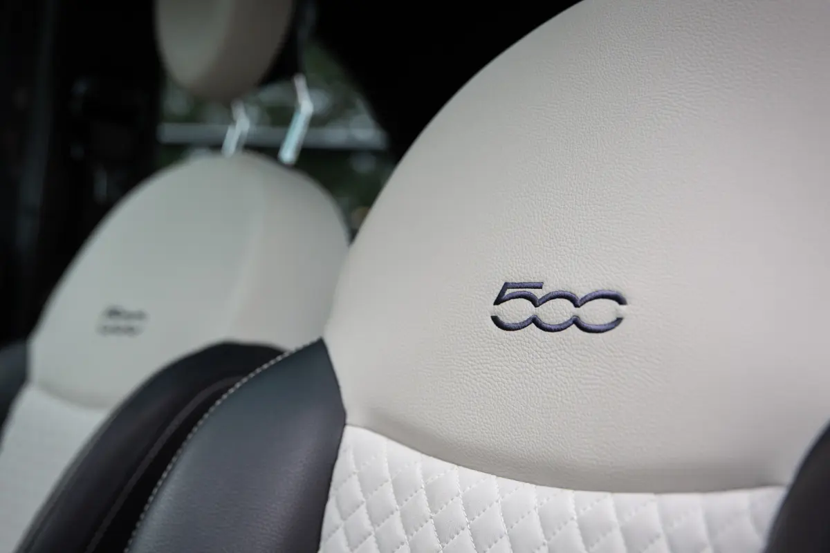 1.0 Hybrid Dolcevita , Panoramadak, Cruise control,