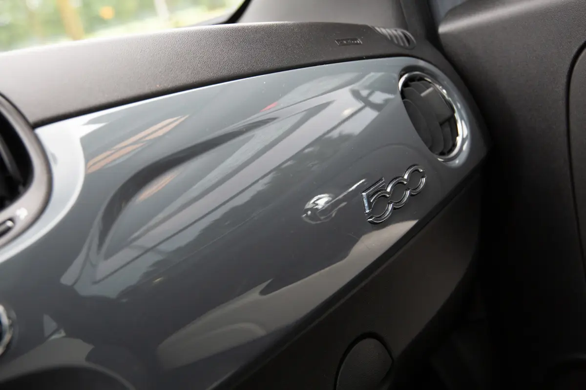1.0 Hybrid Dolcevita , Panoramadak, Cruise control,