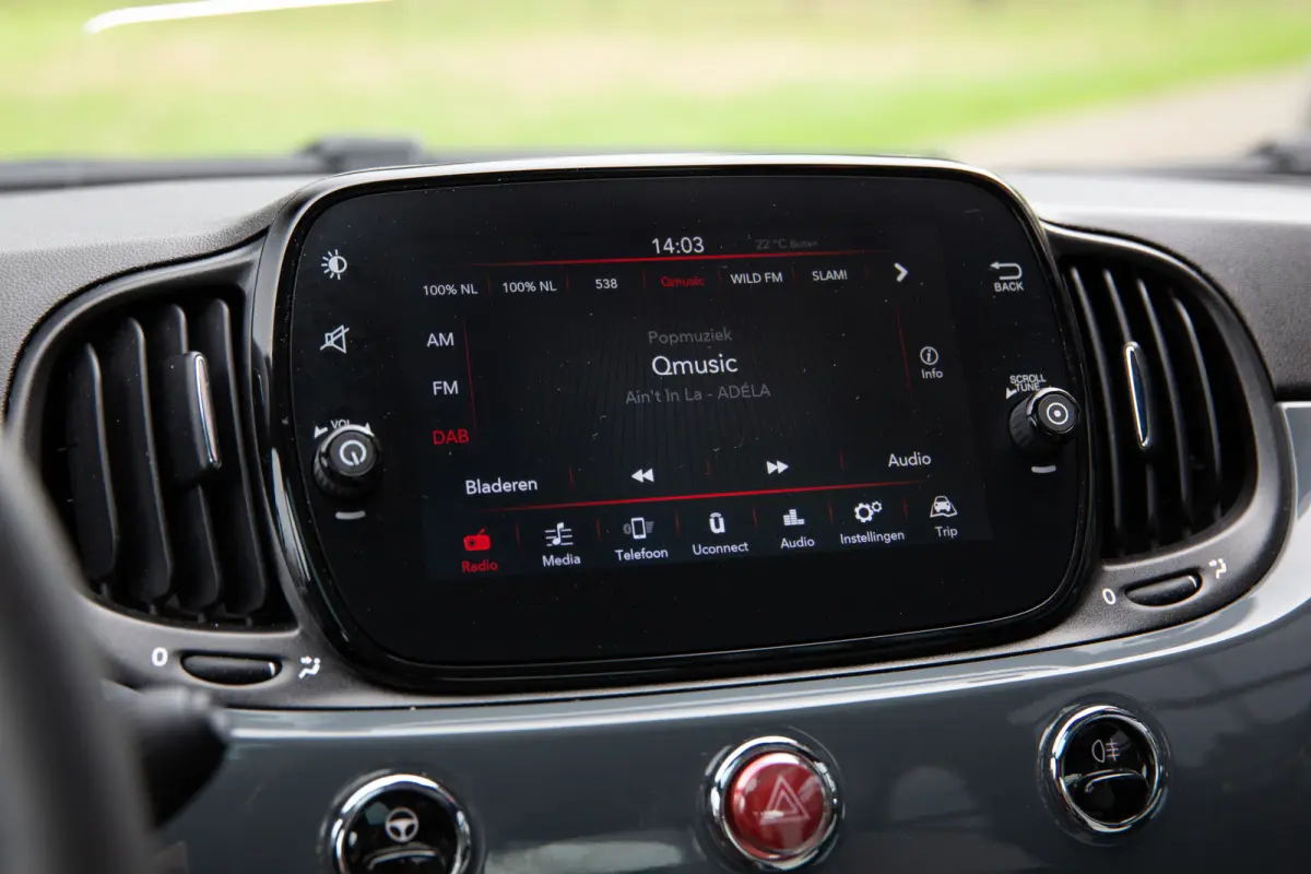 1.0 Hybrid Dolcevita , Panoramadak, Cruise control,