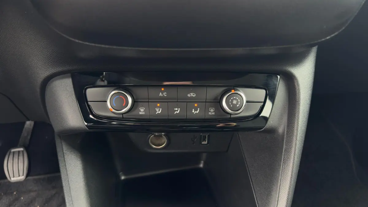 1.2 Edition | Apple Carplay / Android Auto | Parkeersensoren achter | LMV | Cruise |