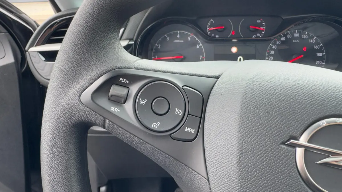 1.2 Edition | Apple Carplay / Android Auto | Parkeersensoren achter | LMV | Cruise |