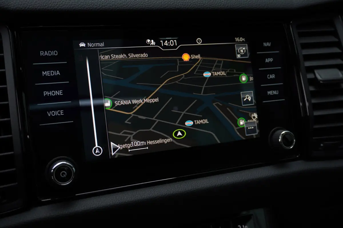 1.5 TSI Sportline Business | Handgeschakeld | Panodak | Carplay | Vol opties | 5p. | Dealerauto | Inruil mogelijk