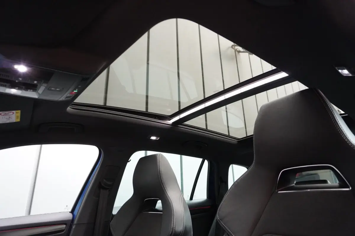 1.5 TSI Sportline Business | Handgeschakeld | Panodak | Carplay | Vol opties | 5p. | Dealerauto | Inruil mogelijk