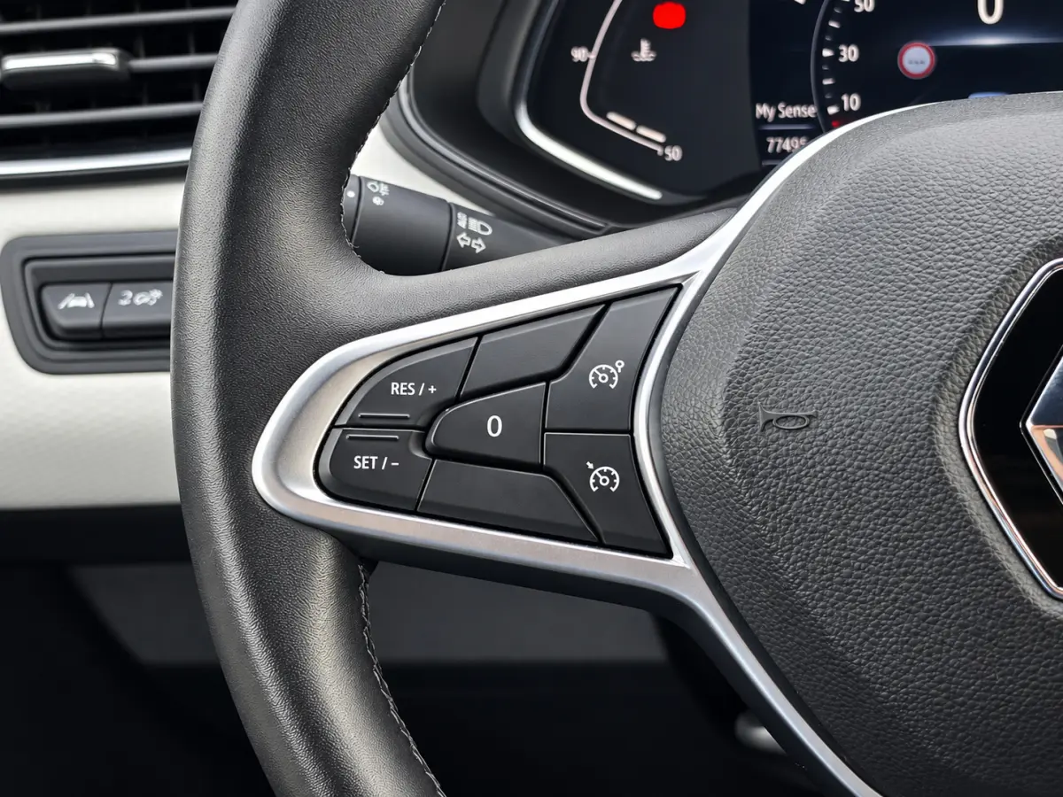 1.0 TCe 90 Techno | Apple Carplay/Android | Climate | Cruise contro | Parkeersensor | Navi