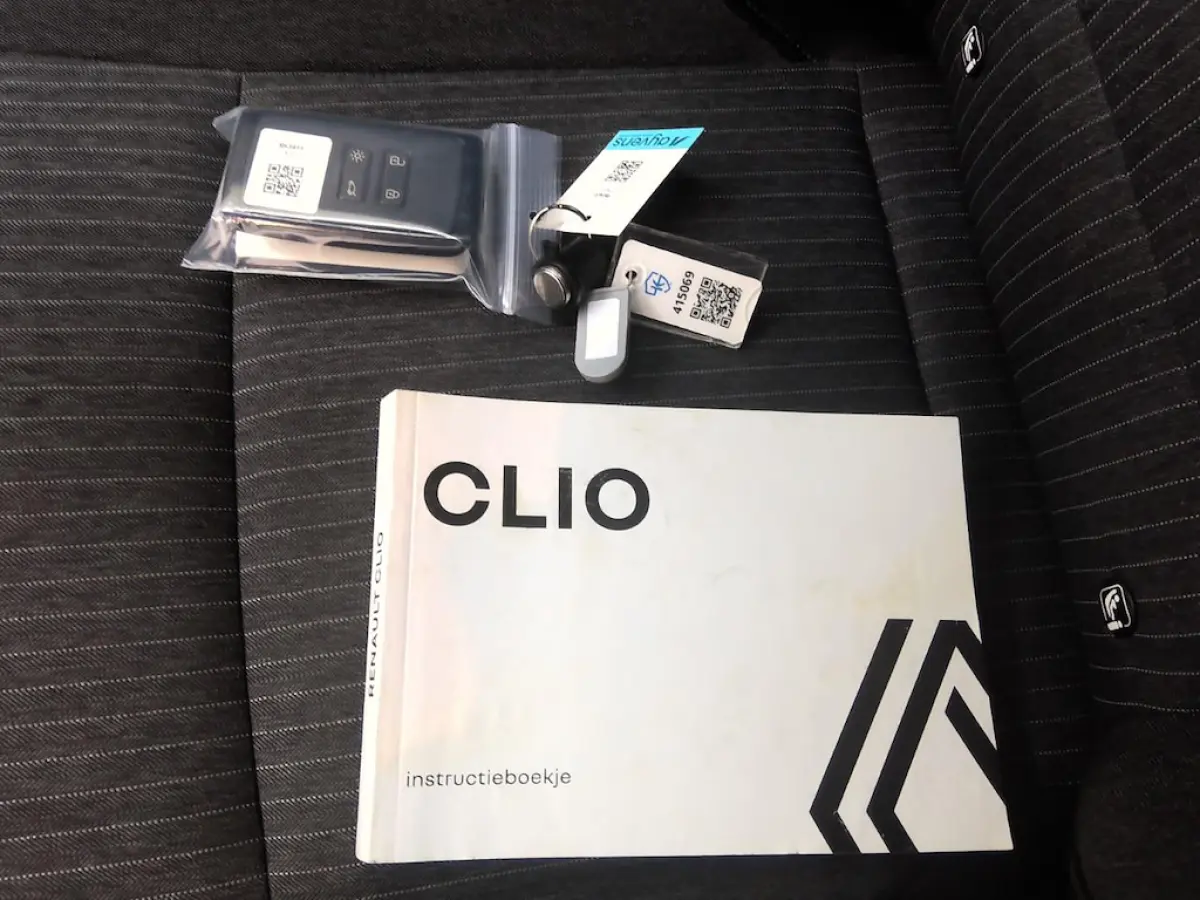 1.0 TCe 90 Techno | Apple Carplay/Android | Climate | Cruise contro | Parkeersensor | Navi