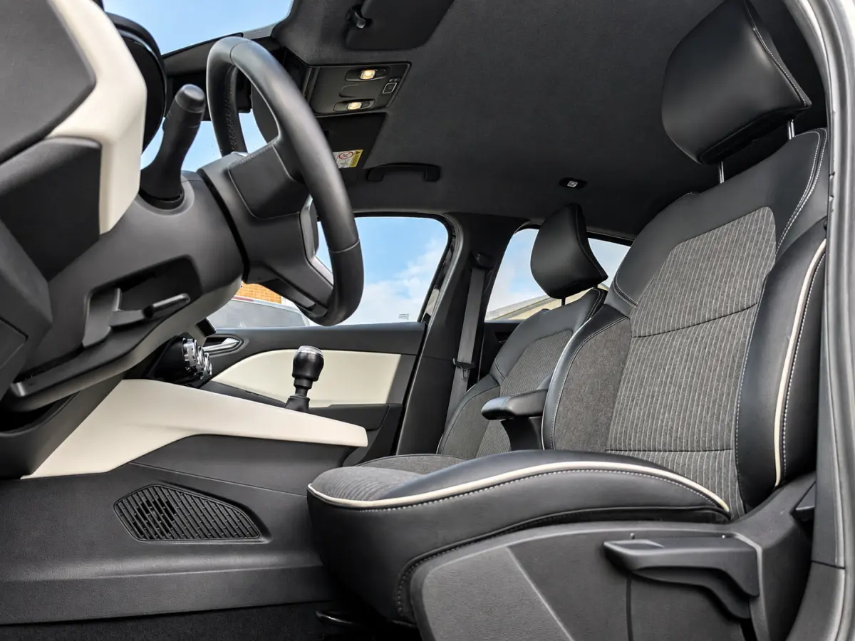 1.0 TCe 90 Techno | Apple Carplay/Android | Climate | Cruise contro | Parkeersensor | Navi