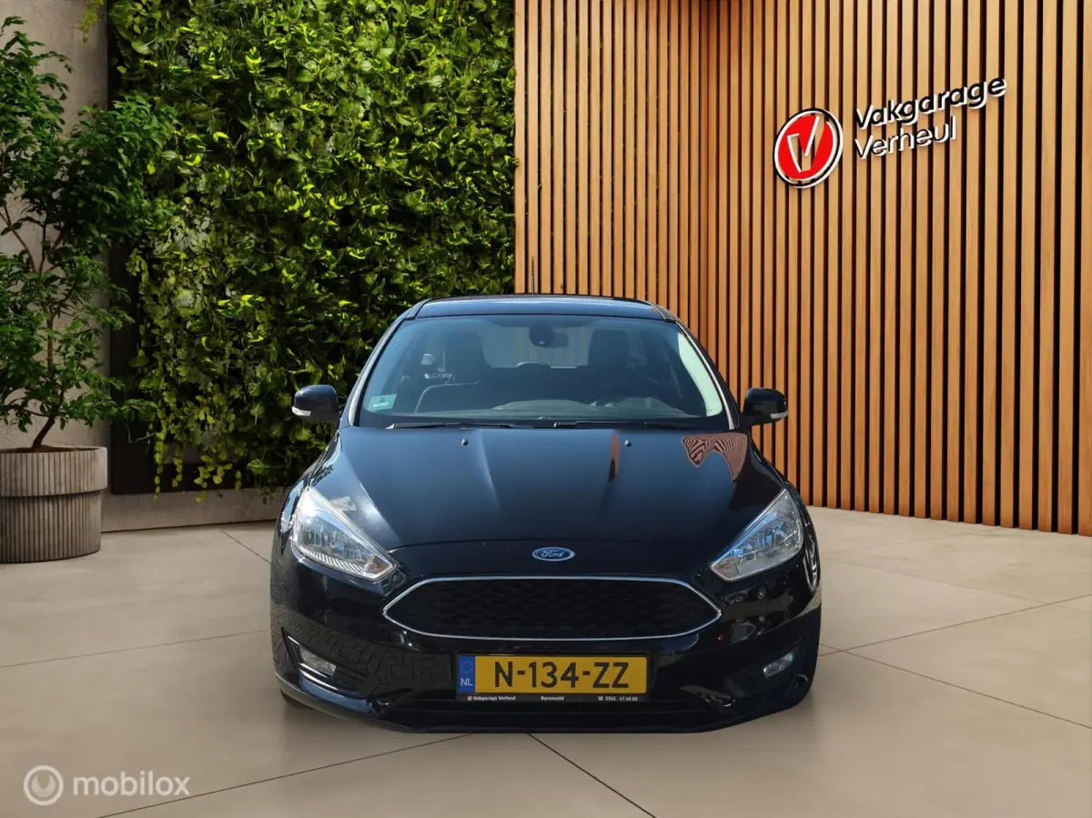 1.0 Titanium Edition ✅125Pk ✅Navi ✅Boekjes