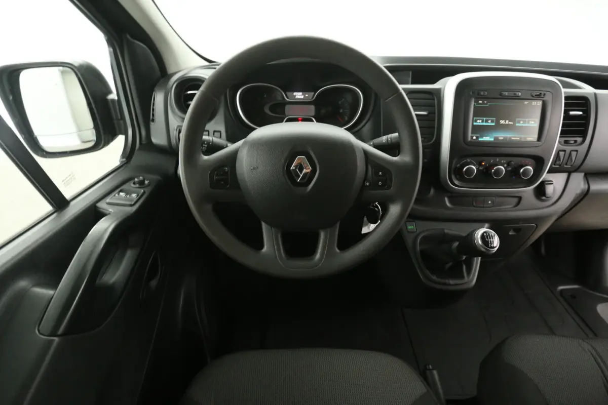 2.0 dCi 145PK T29 L2H1 | Airco | Camera | Cruise | 3 Zits | Trekhaak | Carplay | Parkeersens.