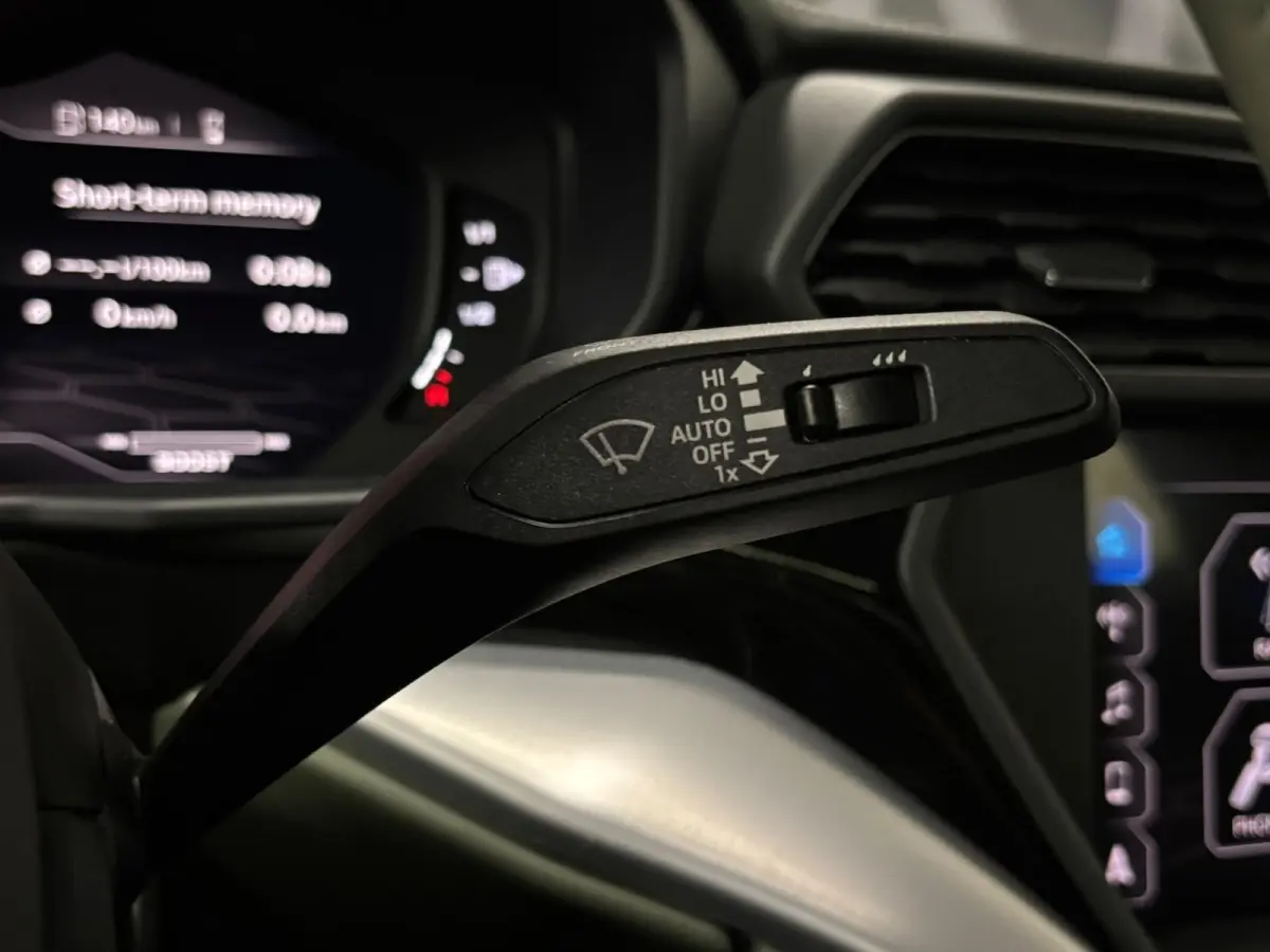 4.0 V8 - Keramisch - Pano - B&O - Massage
