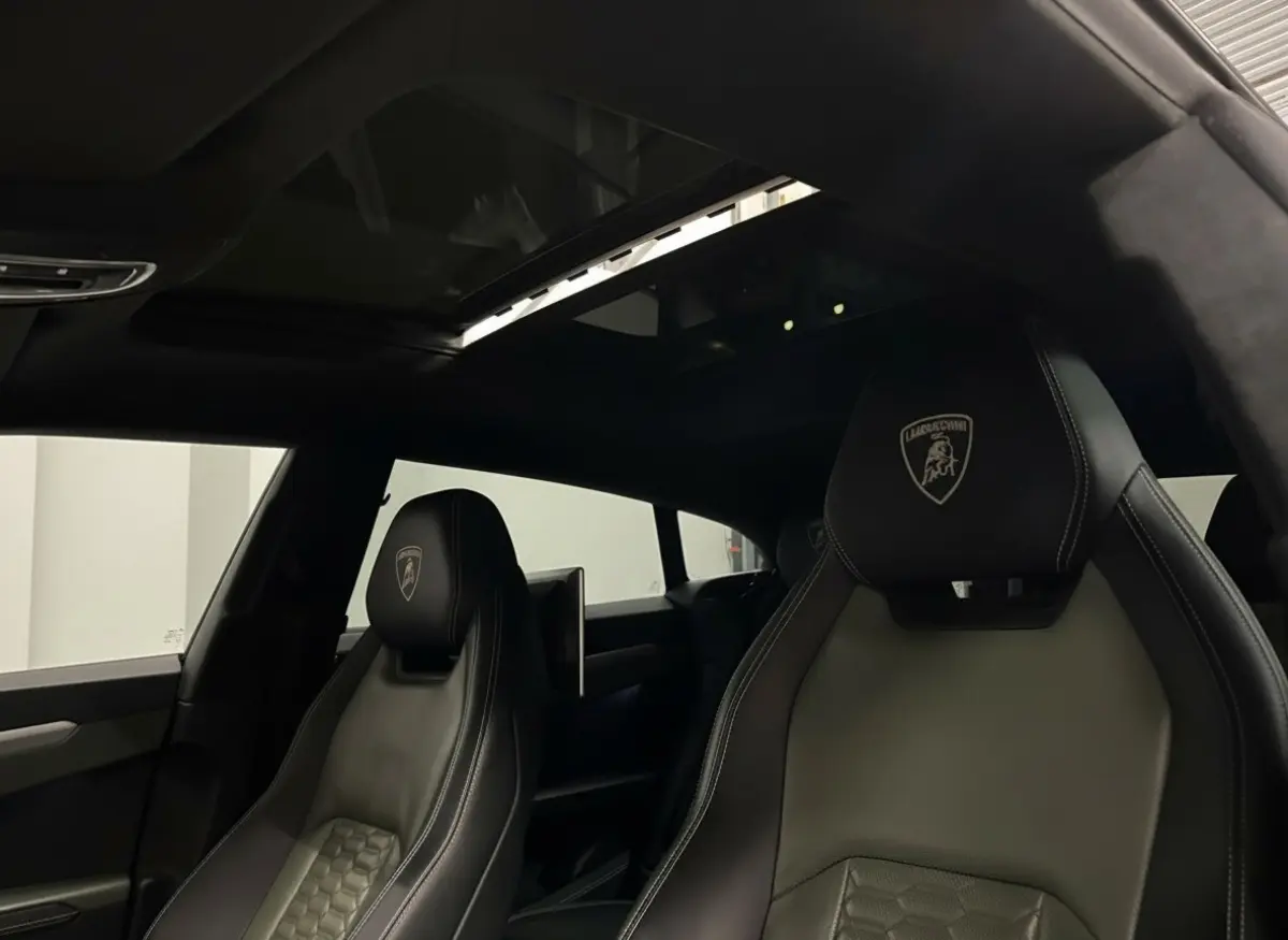4.0 V8 - Keramisch - Pano - B&O - Massage