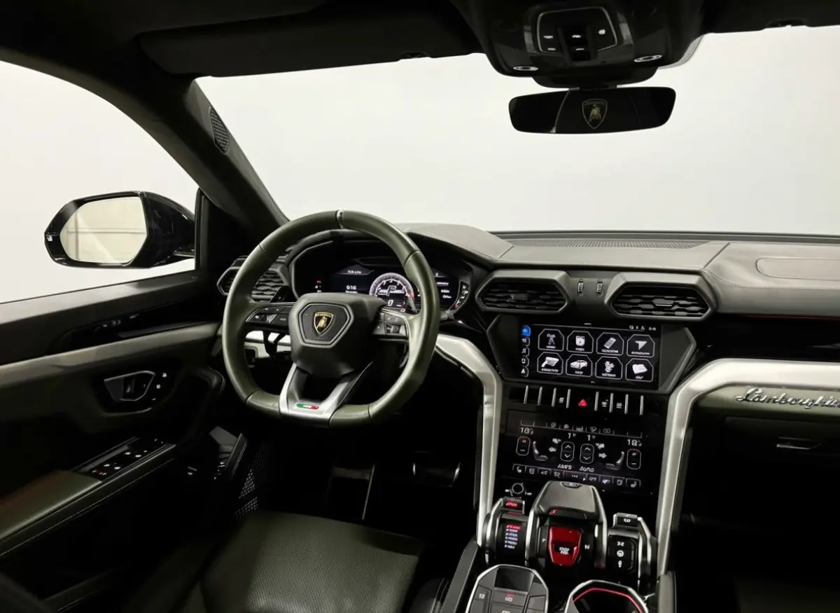 4.0 V8 - Keramisch - Pano - B&O - Massage