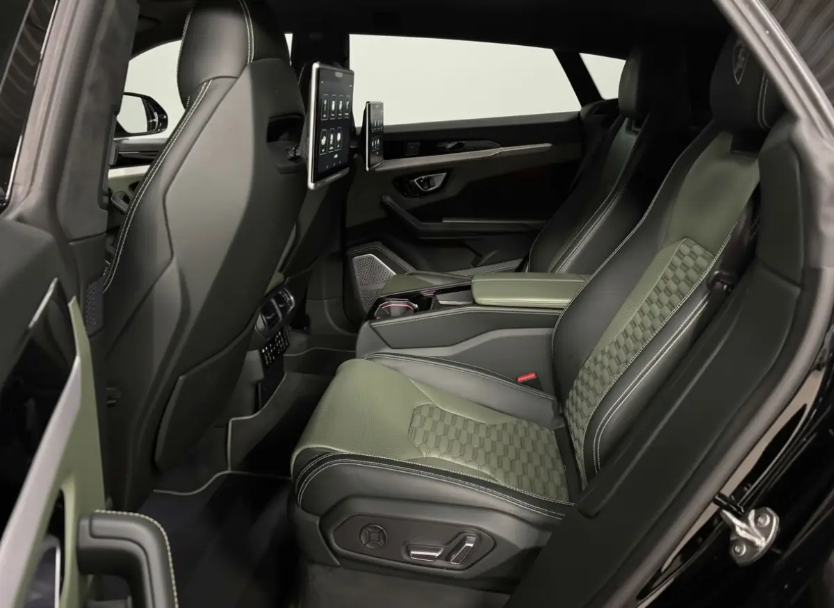 4.0 V8 - Keramisch - Pano - B&O - Massage