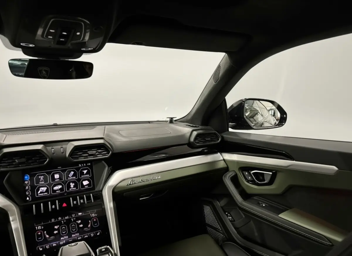 4.0 V8 - Keramisch - Pano - B&O - Massage