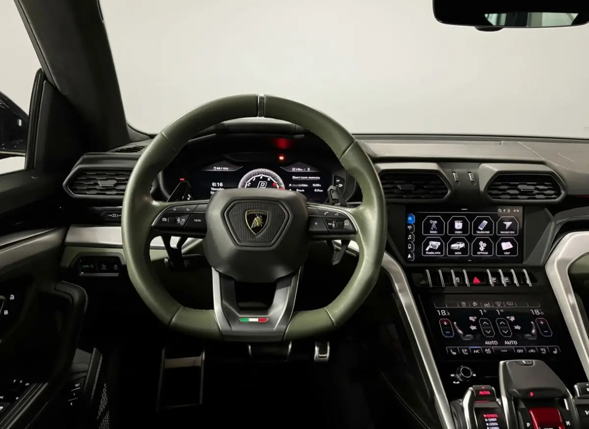 4.0 V8 - Keramisch - Pano - B&O - Massage