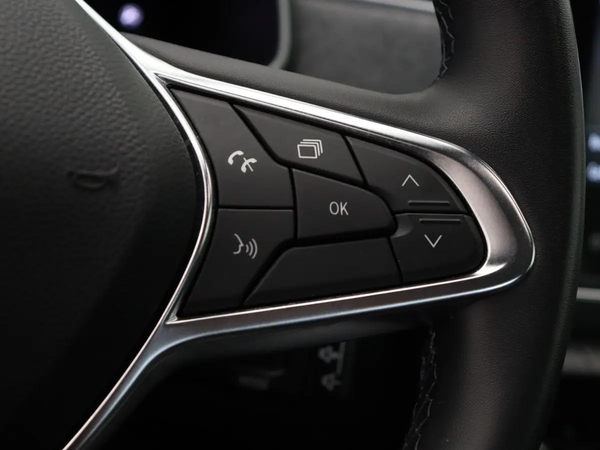 R110 Zen 52 kWh | Accu koop | CCS | 93% SOH | Airconditioning | Apple Carplay / Android auto | Lichtmetaal | Achteruitrijcamera |