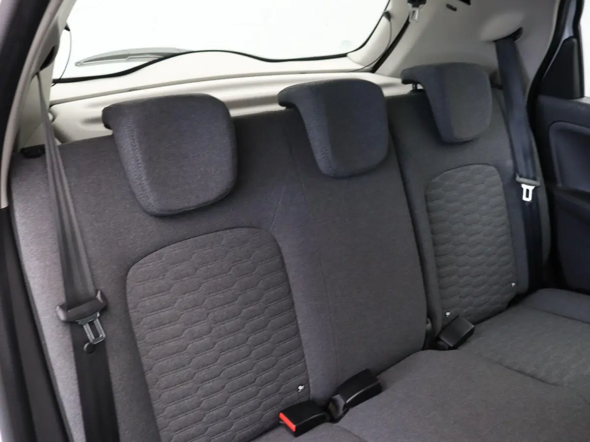 R110 Zen 52 kWh | Accu koop | CCS | 93% SOH | Airconditioning | Apple Carplay / Android auto | Lichtmetaal | Achteruitrijcamera |
