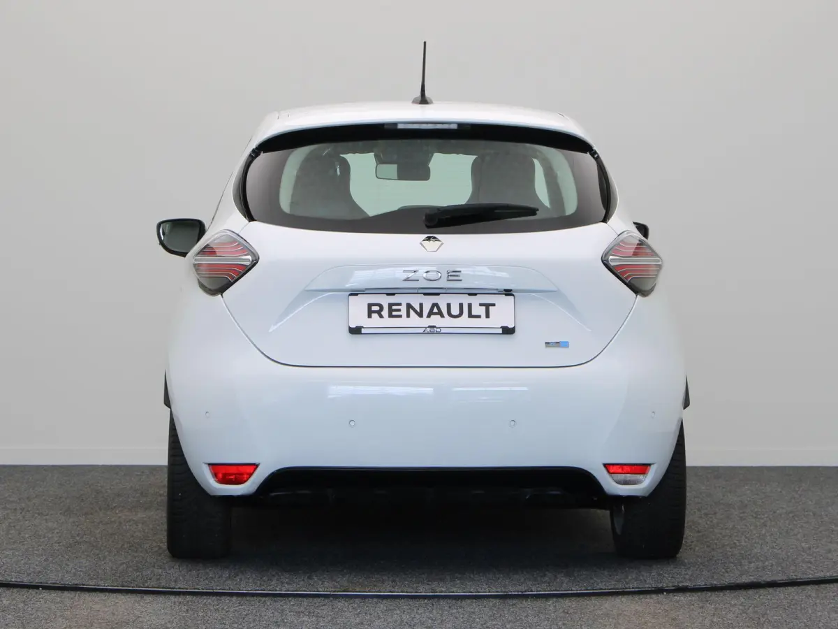 R110 Zen 52 kWh | Accu koop | CCS | 93% SOH | Airconditioning | Apple Carplay / Android auto | Lichtmetaal | Achteruitrijcamera |