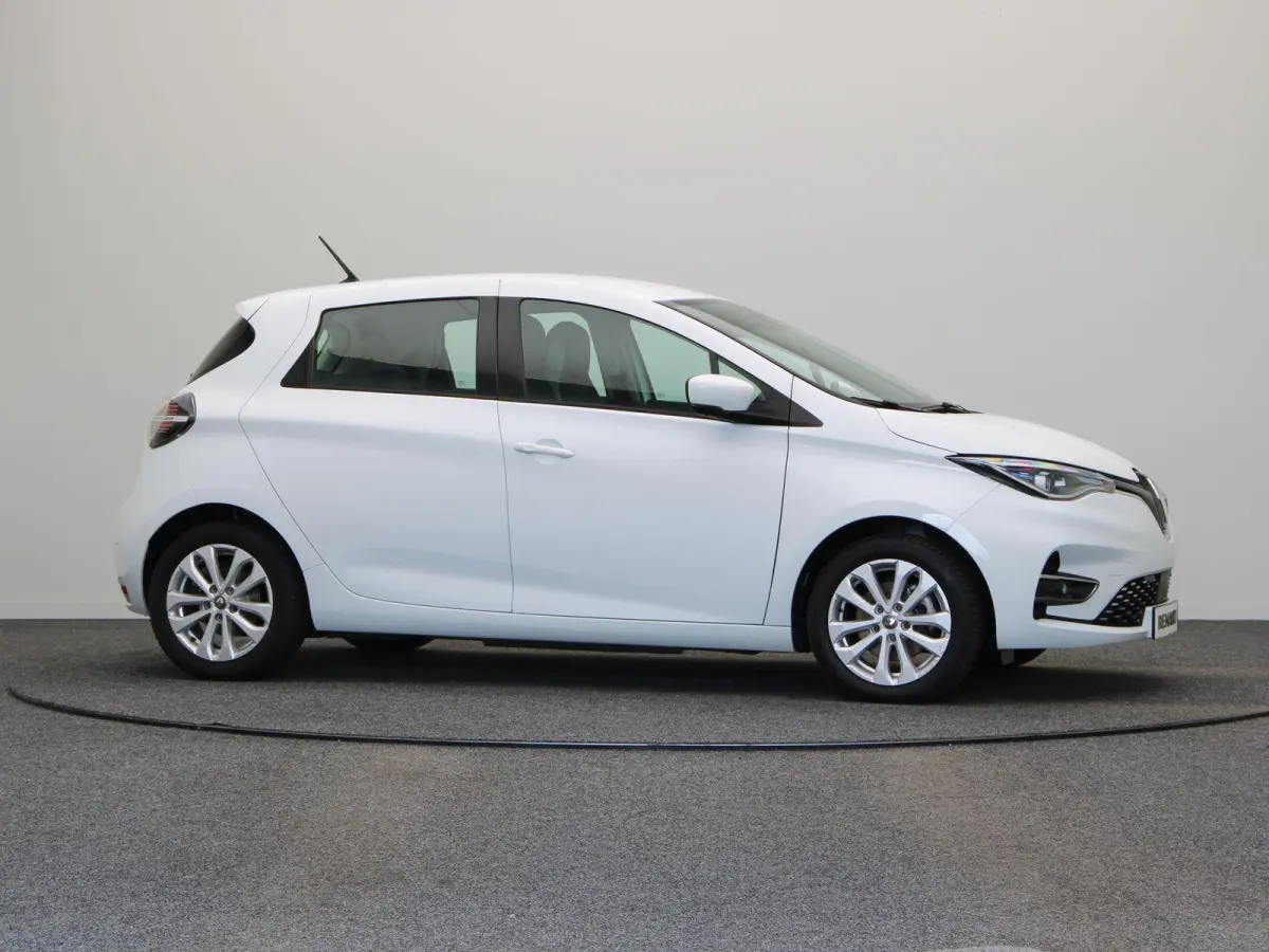 R110 Zen 52 kWh | Accu koop | CCS | 93% SOH | Airconditioning | Apple Carplay / Android auto | Lichtmetaal | Achteruitrijcamera |