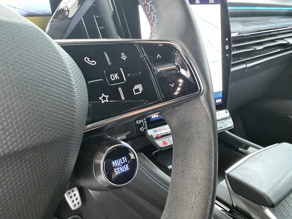 techno esprit Alpine E-Tech full hybrid 200 | Panoramadak | 360 Camera | Adaptieve Cruise Control |