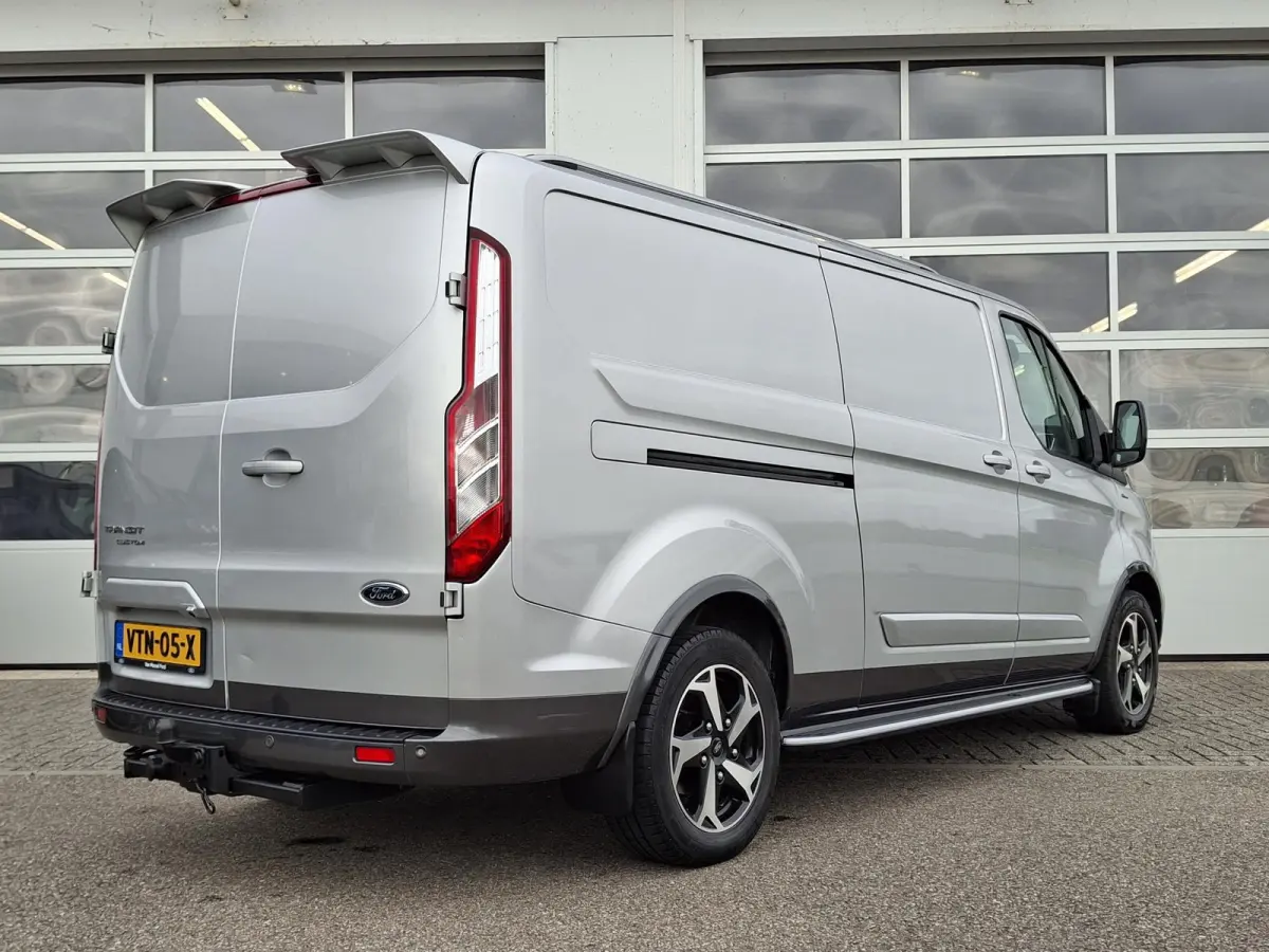 300 2.0 TDCI L2H1 Active | Trekhaak | 17'' LMV | Apple Carplay & Android Auto | Achteruitcamera | Dubbele Schuifdeur |